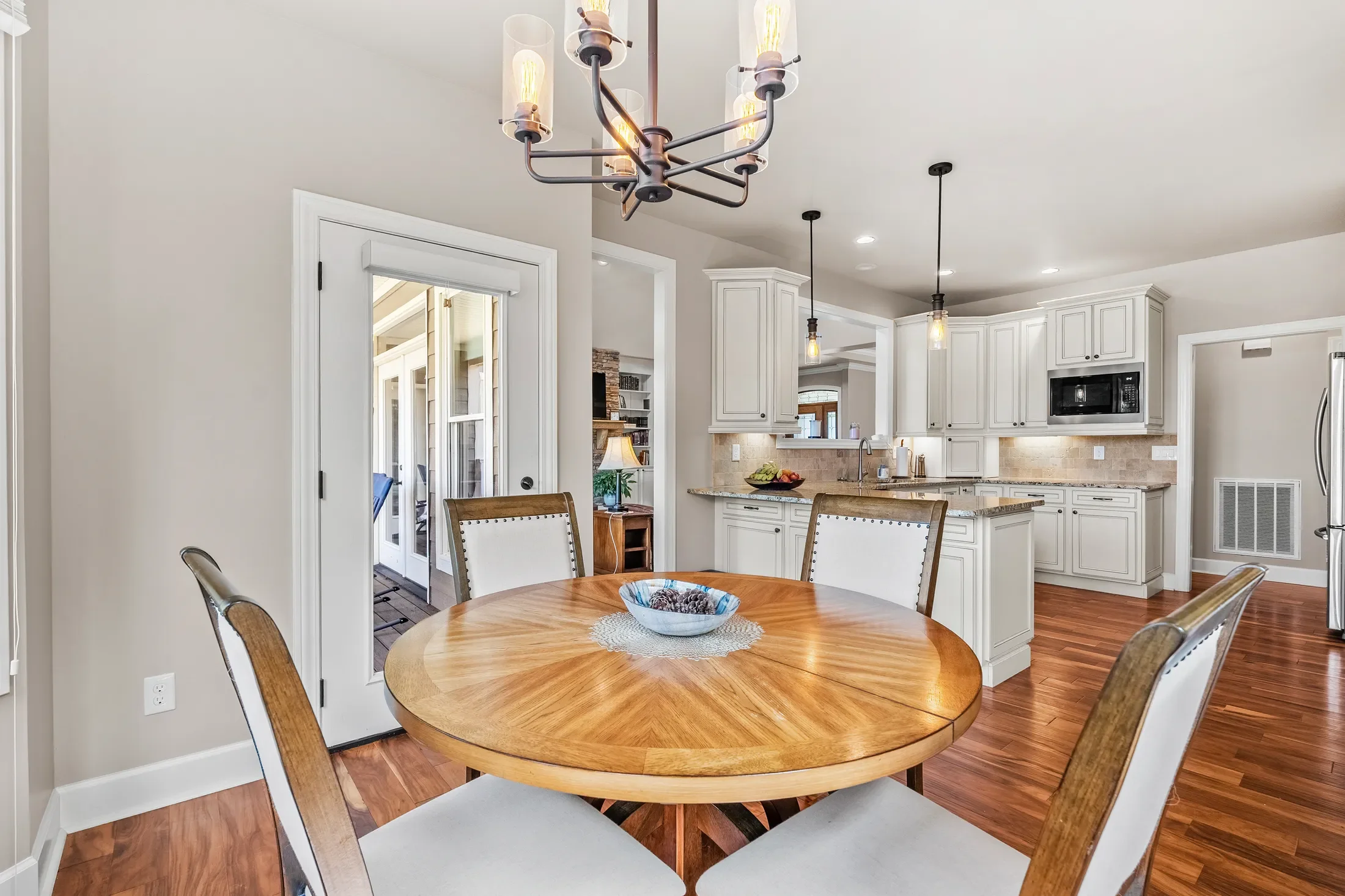 570 Bill Jones Rd , Afton, TN 37616, Afton, Tennessee, United States. - Photo 1