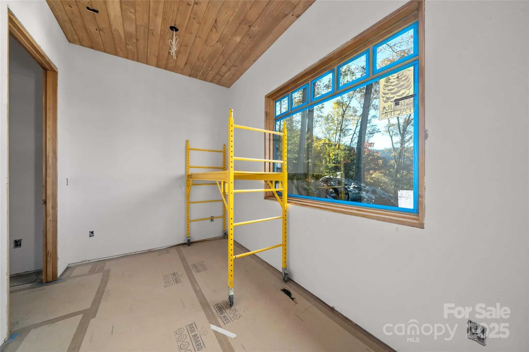 296 Austin Mountain Drive, Burnsville, NC 28714, 28714, North Carolina, United States. - Photo 8