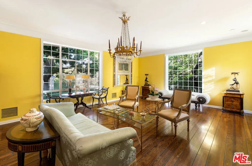 601 Woodruff Avenue, Los Angeles, California, United States. - Photo 13