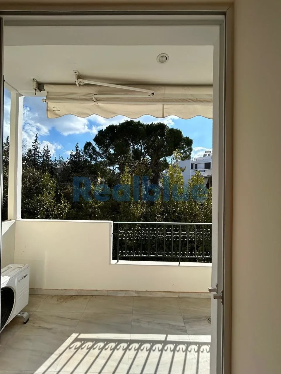 Gallery photo 12