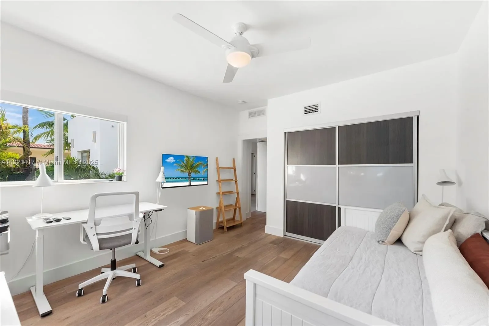 970 S Shore Dr, Miami Beach, Florida, United States. - Photo 20