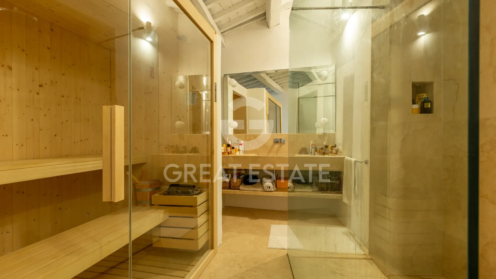 Gallery photo 2