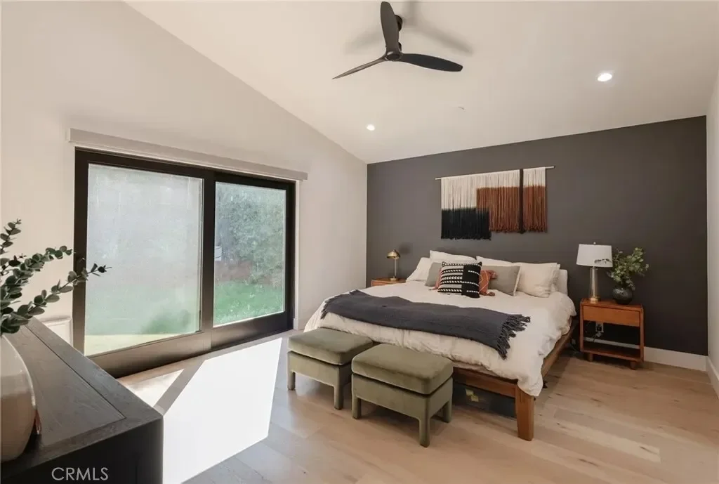 966 Rosecrans Avenue, Manhattan Beach, California, United States. - Photo 11