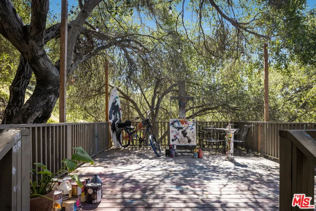 9732 Rotta Ave, Los Angeles, California, United States. - Photo 2