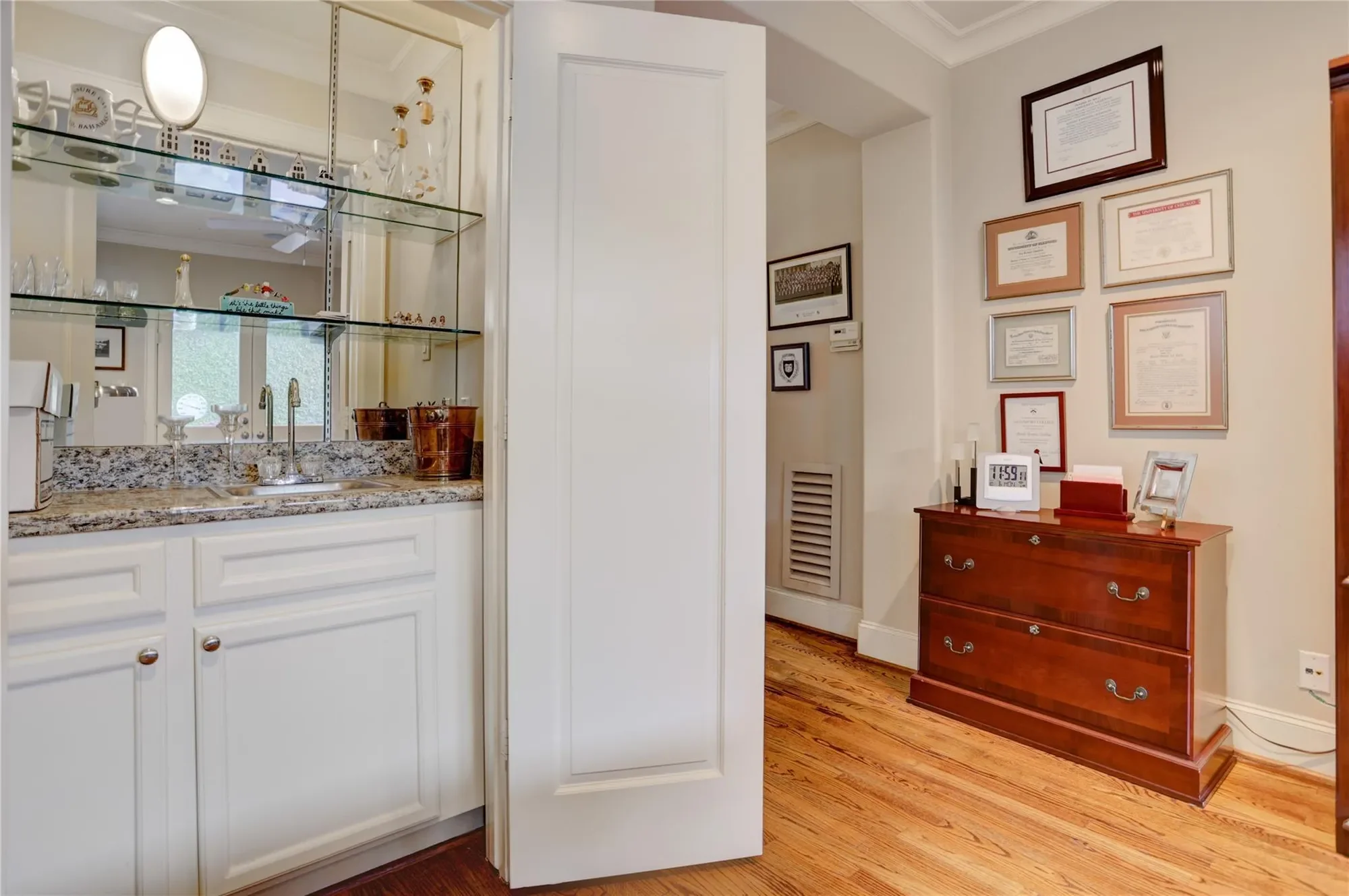 Gallery photo 12
