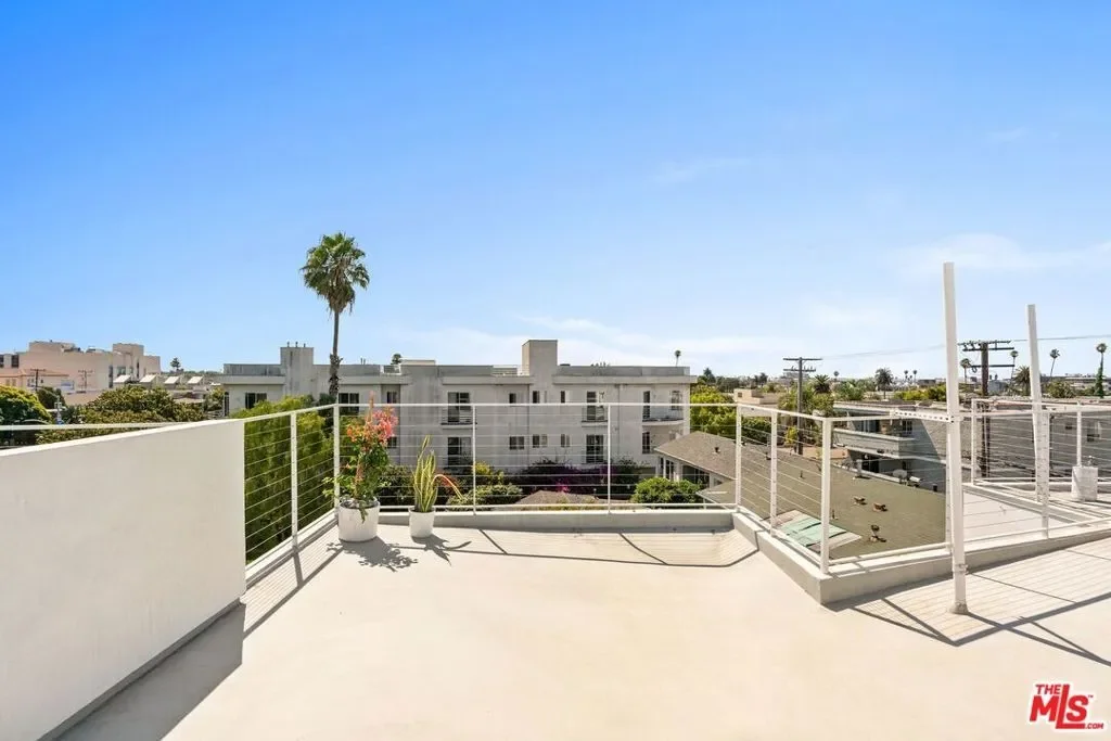 1244 14th Street C, Santa Monica, California, United States. - Photo 6