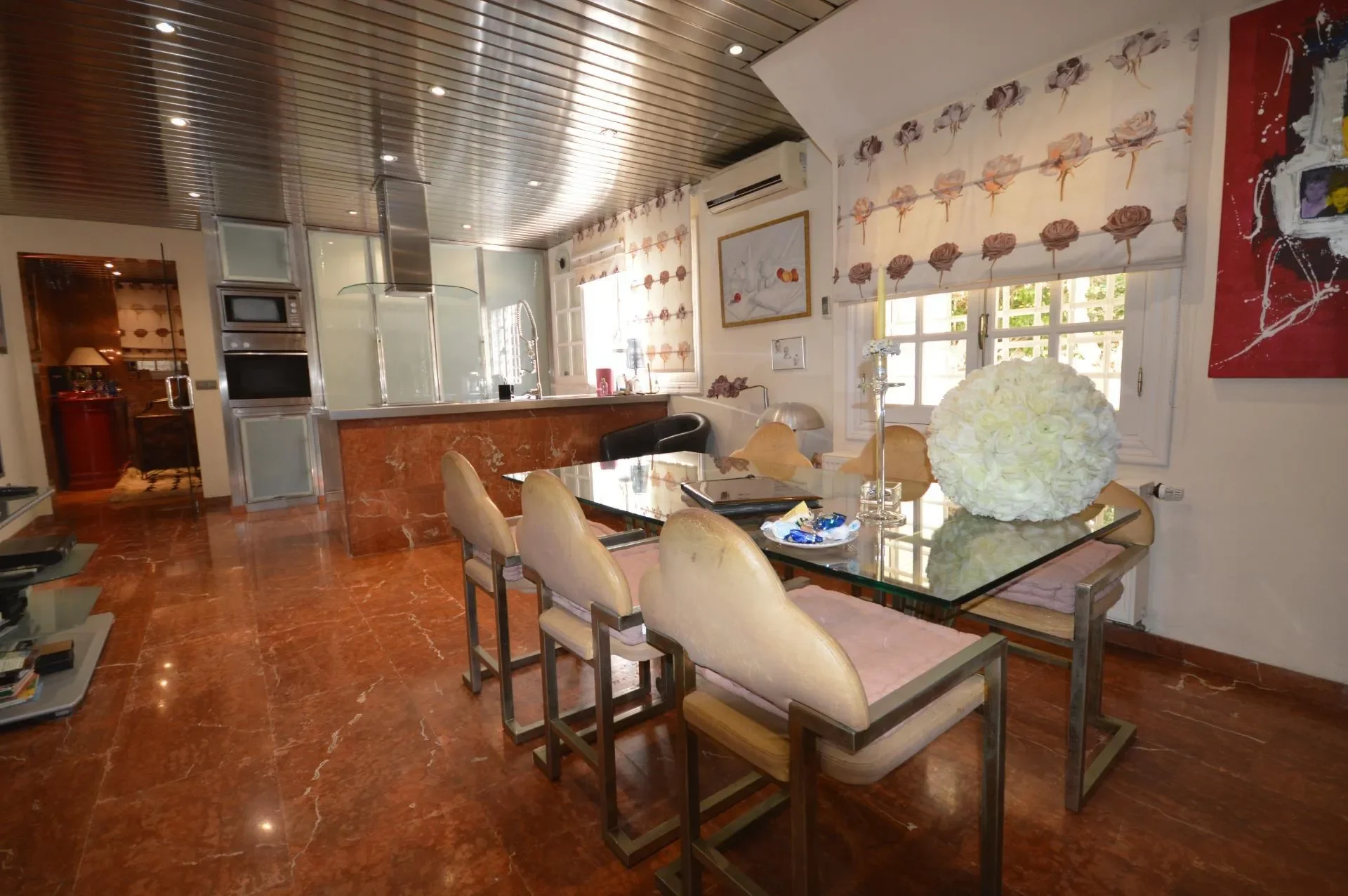 Gallery photo 10