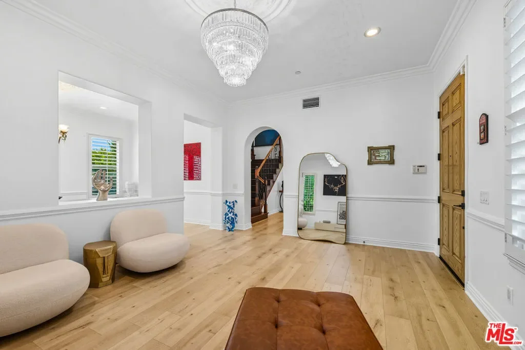 22074 Sagebrook Road, Los Angeles, California, United States. - Photo 21