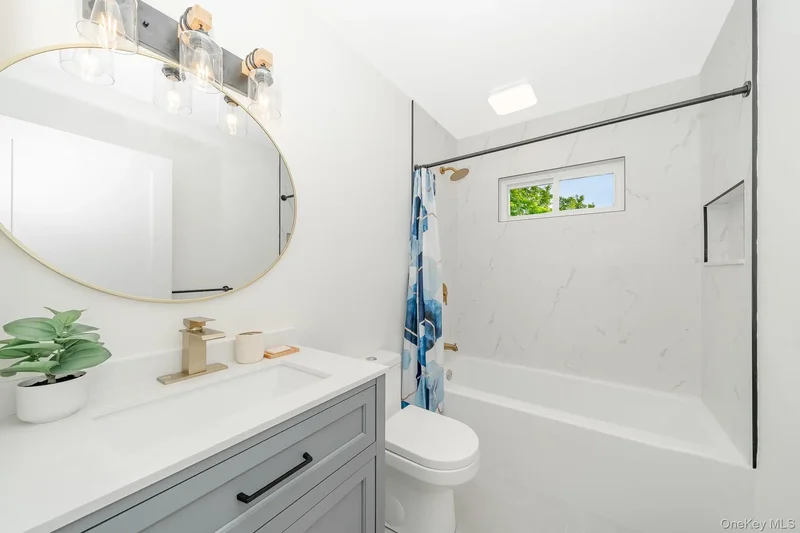 5 Huron Avenue, Massapequa, NY 11758, Massapequa, New York, United States. - Photo 9
