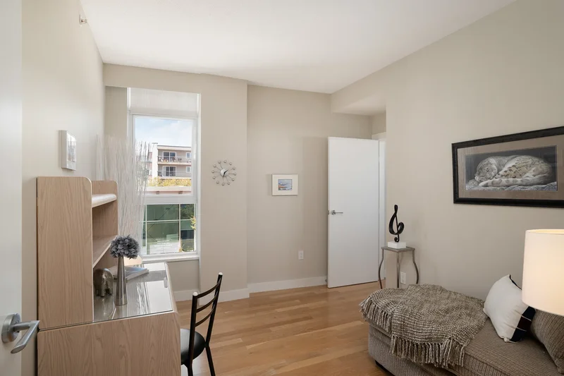 201-9809 Seaport Place, Sidney, BC V8L 0A5, Sidney, British Columbia, Canada. - Photo 23