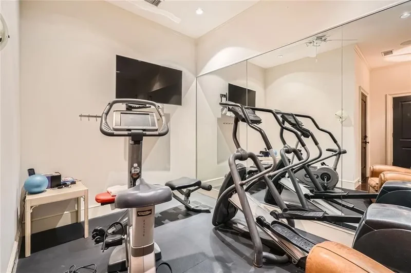 2440 Peachtree Road NW 9, Atlanta, Georgia, United States. - Photo 43