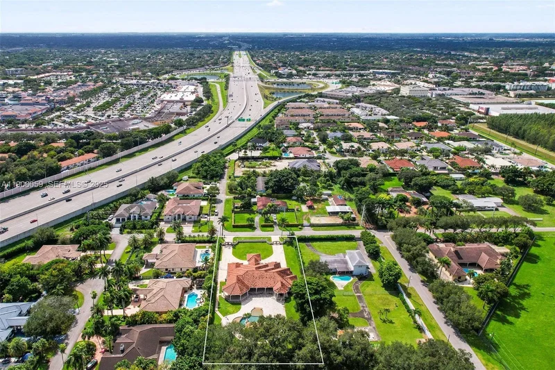 12175 SW 80th St, Miami, FL 33183, Miami, Florida, United States. - Photo 30