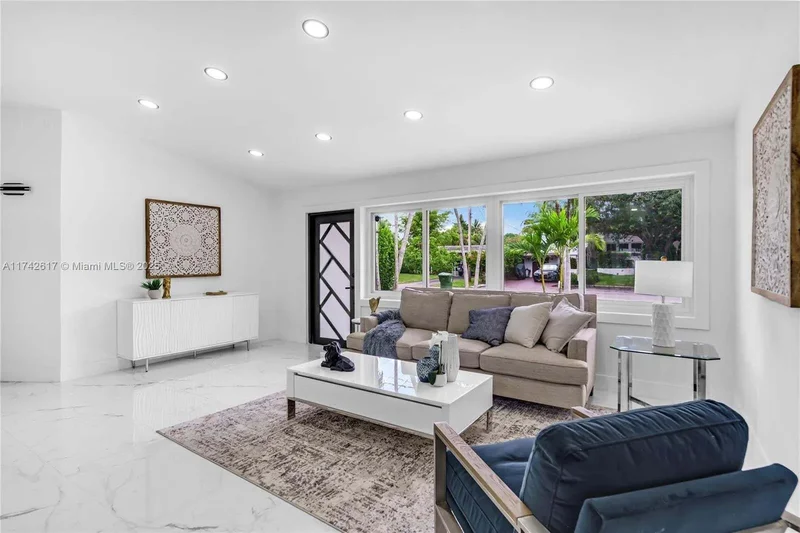 2524 Sugarloaf Ln, Fort Lauderdale, FL 33312, Fort Lauderdale, Florida, United States. - Photo 16