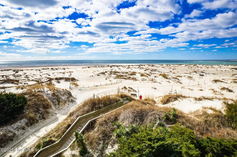 119 Indigo Drive, Emerald Isle, NC 28594, Emerald Isle, North Carolina, United States. - Photo 38