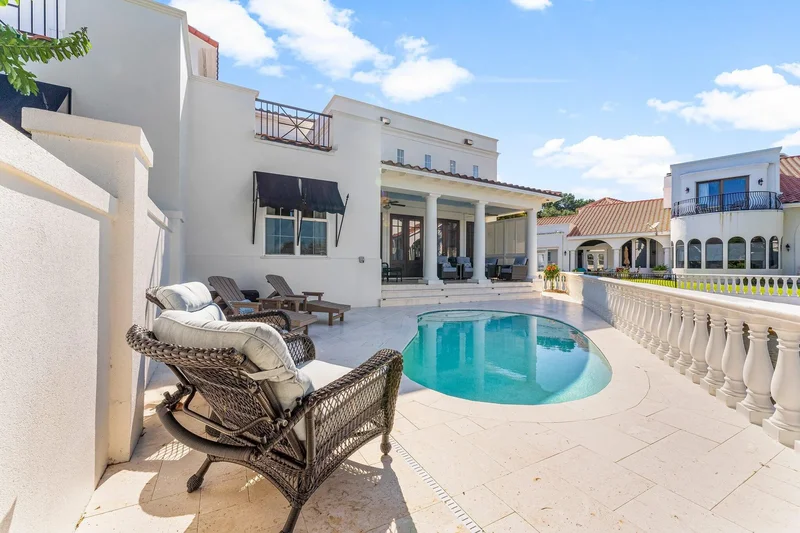 Miramar Beach, Florida, United States. - Photo 43