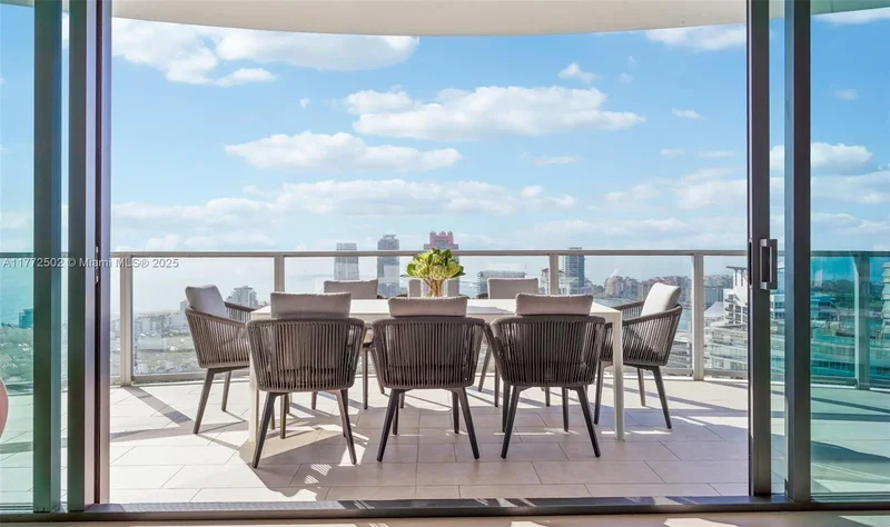 500 Alton Rd 4201.05, Miami Beach, Florida, United States. - Photo 46