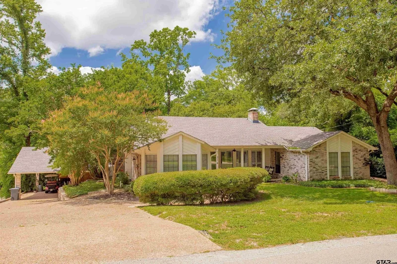 214 E Hideaway Lane East, Hideaway, TX 75771, Hideaway, Texas, United States. - Photo 13