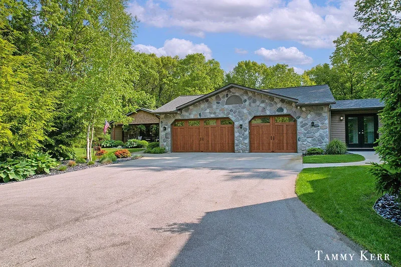 6535 Clearbrook Drive, Saugatuck, MI 49453, Fennville, Michigan, United States. - Photo 21