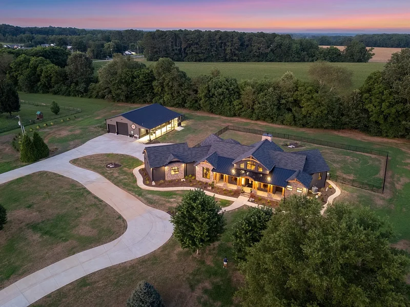 1450 Elkwood Section Road, Hazel Green, Al 35750