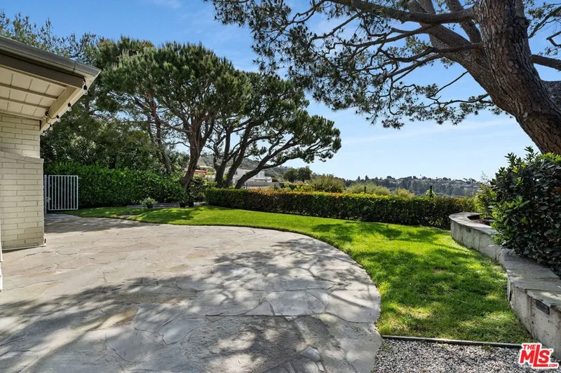 3444 Cloudcroft Drive, Malibu, California, United States. - Photo 20