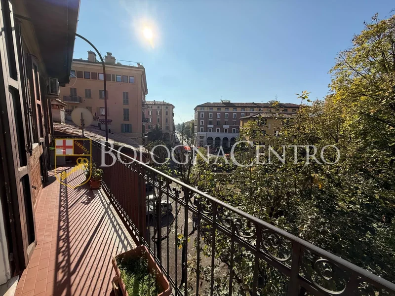 Via del Chiù, Bologna, Emilia-Romagna, Italy. - Photo 16