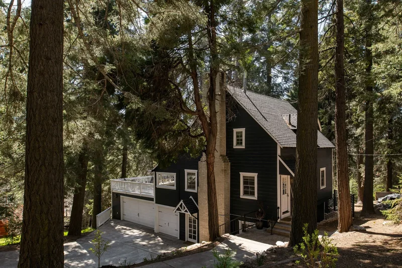 920 Oak Road, Sky Forest California, 92385