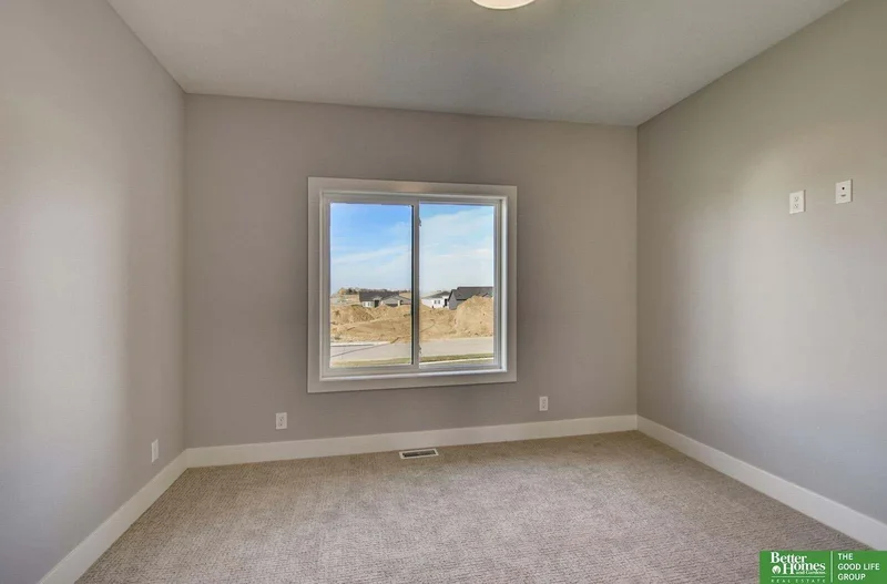 21155 Hartman Avenue, Elkhorn, NE 68022, Omaha, Nebraska, United States. - Photo 26