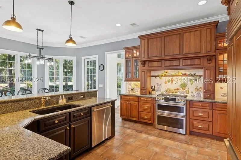 688 Colonial Drive, Hilton Head Island, SC, 29926, USA, Hilton Head Island, South Carolina, United States. - Photo 25