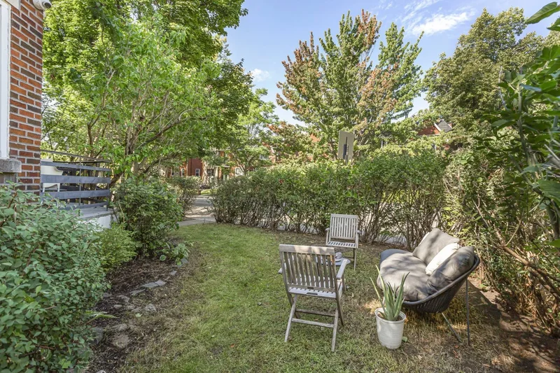 5552 Av. Notre-Dame-de-Grâce, Montréal, Quebec, Canada. - Photo 14