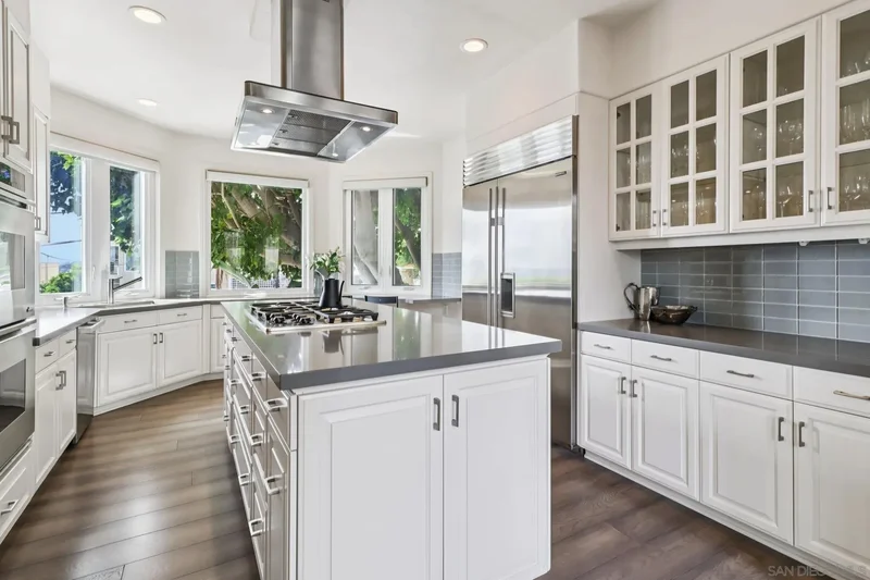 1295 W Redwood St, San Diego, California, United States. - Photo 60