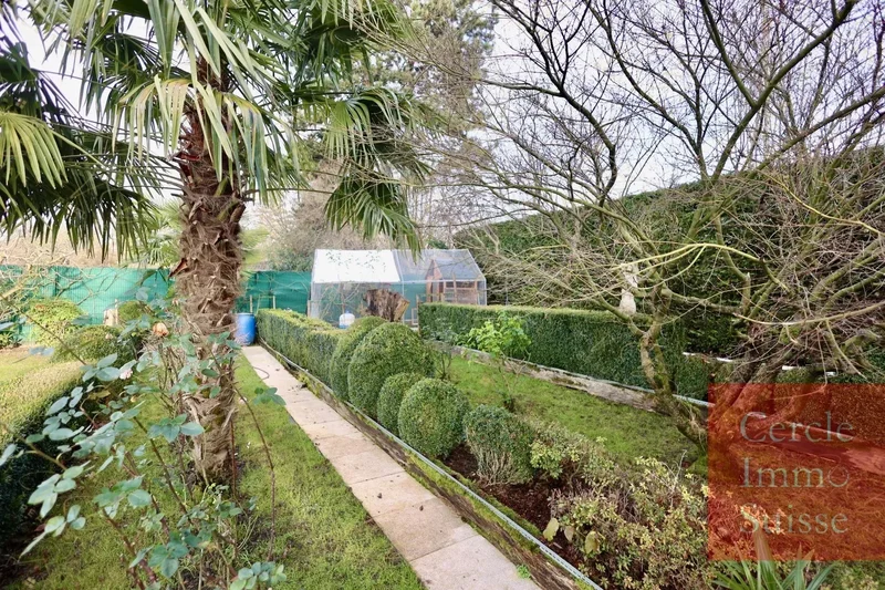 Thônex, Genève, Switzerland. - Photo 11
