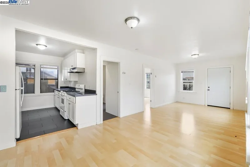 2138 19Th Ave, Oakland, California, United States. - Photo 27