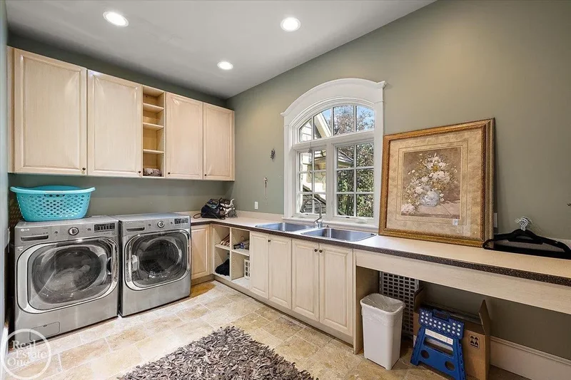 5350 Brewster, Oakland Township, MI, 48306, USA, Rochester, Michigan, United States. - Photo 25