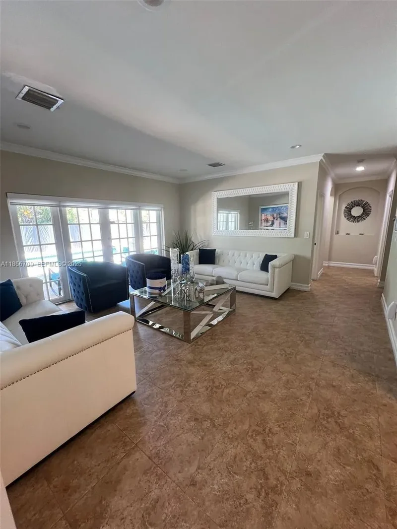 12365 NW 6th St, Miami, Florida, United States. - Photo 9