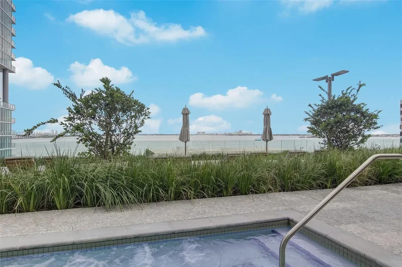 650 NE 32nd St BH7, Miami, Florida, United States. - Photo 34