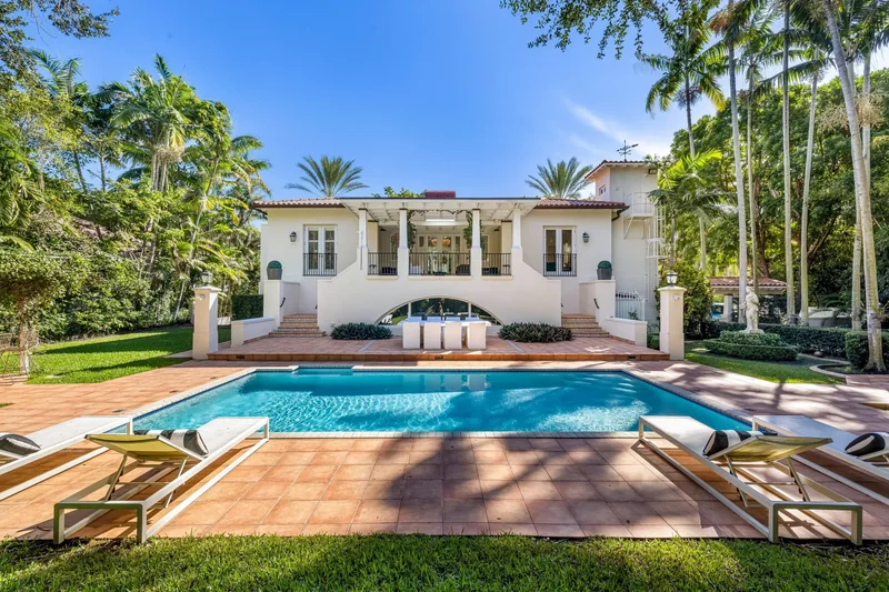 8000 Los Pinos Blvd, Coral Gables, Fl, 33143