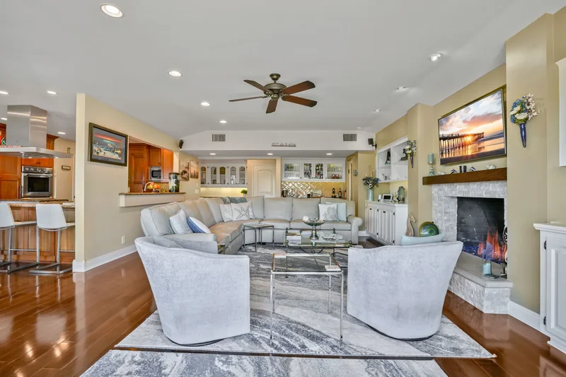 1413 Vía Coronel , Palos Verdes Estates, CA 90274, Rolling Hills Estates, California, United States. - Photo 5