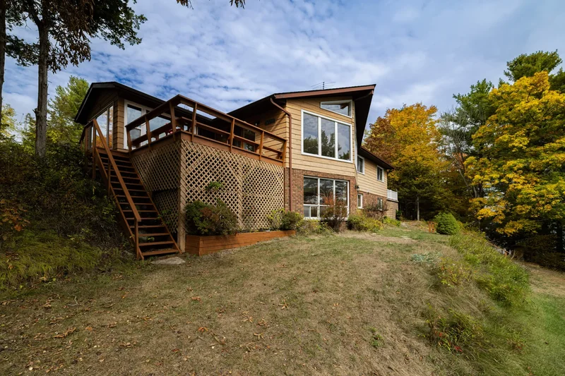 3037 Hilltop Lane, South Frontenac, ON K0H 2L0, Perth Road, Ontario, Canada. - Photo 10