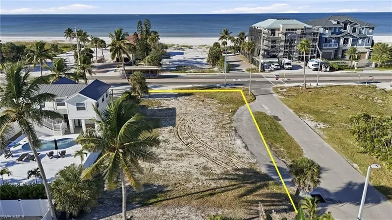 5801, Fort Myers Beach, Florida, United States. - Photo 2
