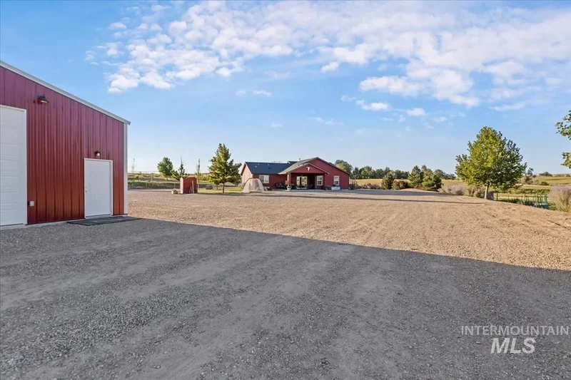 17571 Goodson Rd, Caldwell, ID 83607, Caldwell, Idaho, United States. - Photo 2