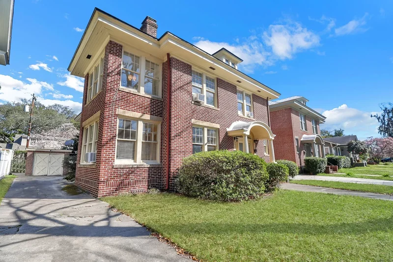 210 E 48th Street, Savannah, Georgia, United States. - Photo 8