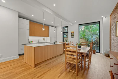 Thumbnail 18
