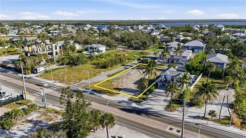 5801, Fort Myers Beach, Florida, United States. - Photo 17