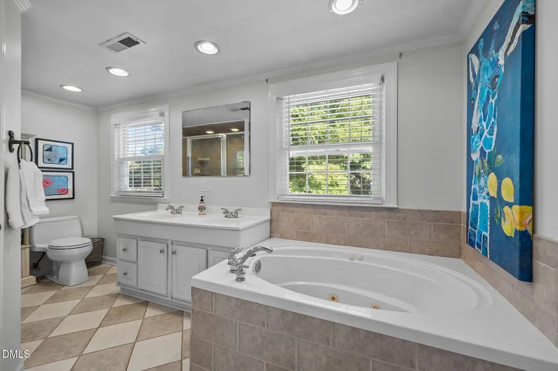 727 E Whitaker Mill Road, Raleigh, North Carolina, United States. - Photo 47
