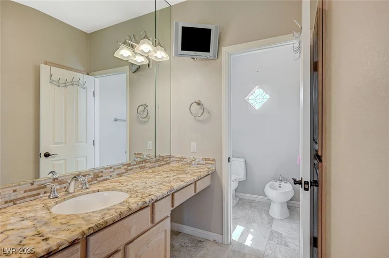 1700 Fairgate Court, Las Vegas, Nevada, United States. - Photo 39