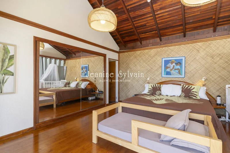 Papeete, Papeete, Pape'ete, Windward Islands, French Polynesia. - Photo 2