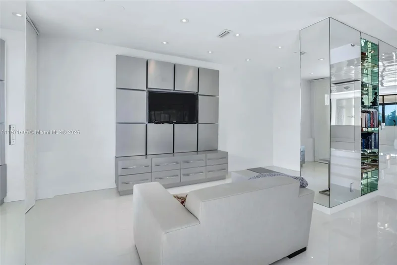 19707 Turnberry Way #TH-6, Aventura, FL 33180, Aventura, Florida, United States. - Photo 6