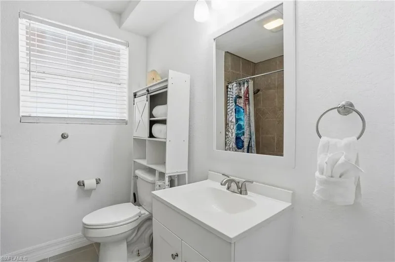 421 Connecticut ST, Fort Myers Beach, Florida, United States. - Photo 27