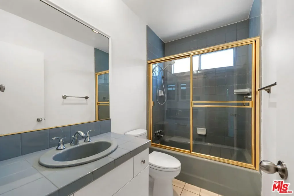 222 7th Street 301, Santa Monica, California, United States. - Photo 34