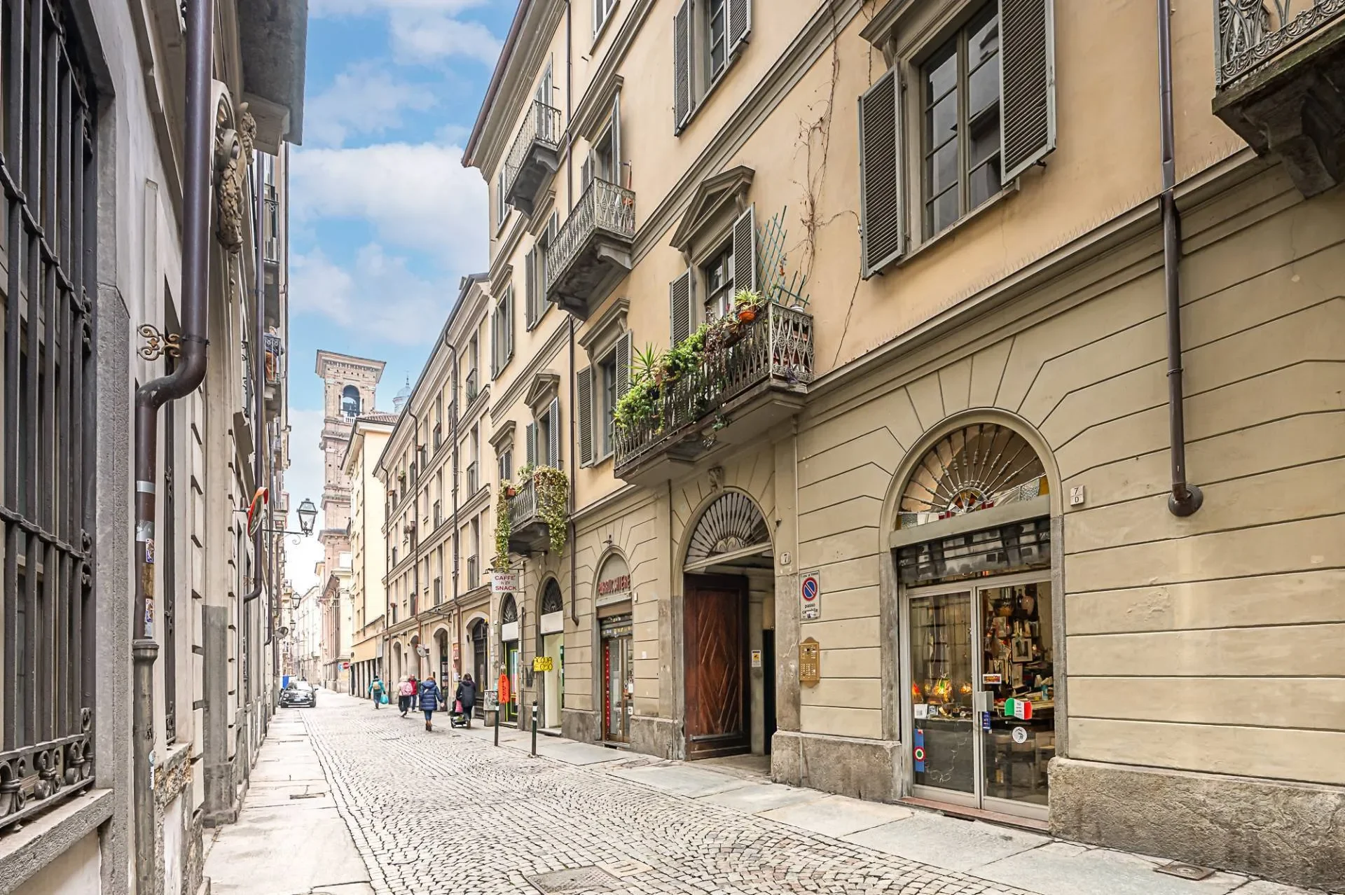 Via Bellezia, Turin, Piedmont, Italy. - Photo 20